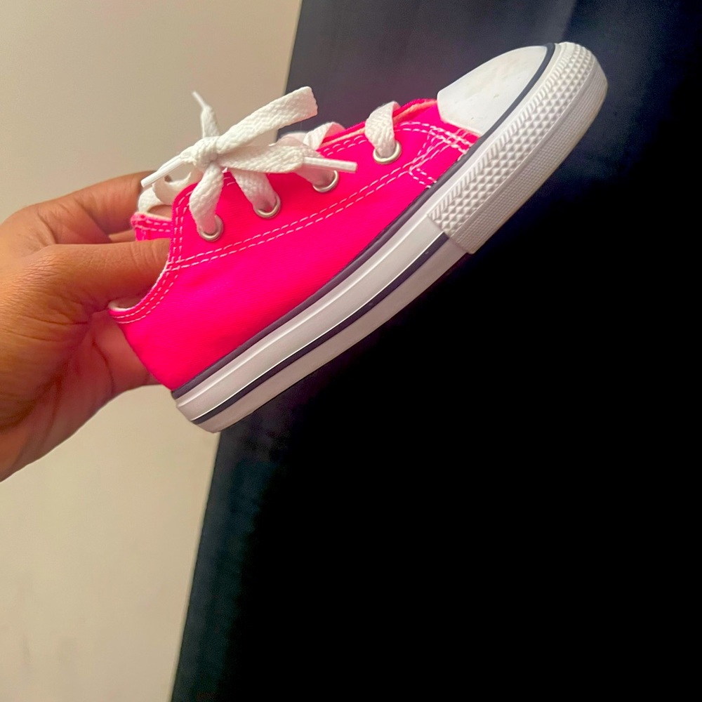 toddlers sneakers